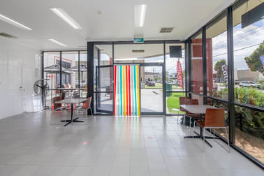 1/55 Holloway Drive Bayswater VIC 3153 - Image 3