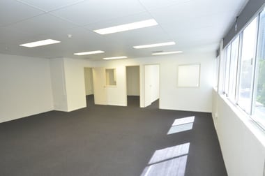 8/3 Alison Street Surfers Paradise QLD 4217 - Image 3