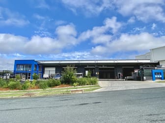 Click to view all images 30-32 Claude Boyd Parade Bells Creek QLD 4551 - Image 1