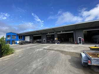 Click to view all images 30-32 Claude Boyd Parade Bells Creek QLD 4551 - Image 2