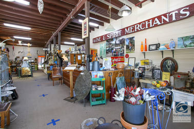 8 Albert Road Beechworth VIC 3747 - Image 3