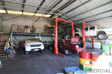 Click to view all images 1/16 Robertson Street South Toowoomba QLD 4350 - Image 2