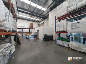 1/22 Makland Drive Derrimut VIC 3026 - Image 3