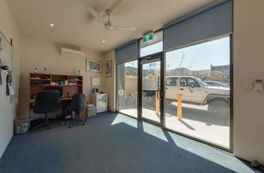 4/17 Beneficial Way Wangara WA 6065 - Image 2