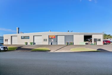 1 Geoffrey Street Caloundra West QLD 4551 - Image 2