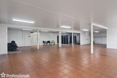 10 Norfolk Avenue South Nowra NSW 2541 - Image 3
