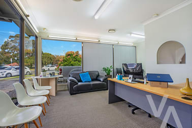 374 Pacific Highway Belmont North NSW 2280 - Image 3