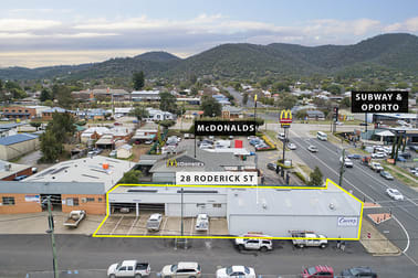 28 Roderick Street Tamworth NSW 2340 - Image 2