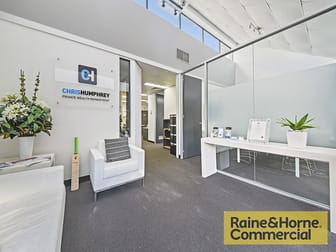 15/220 Boundary Street Spring Hill QLD 4000 - Image 2