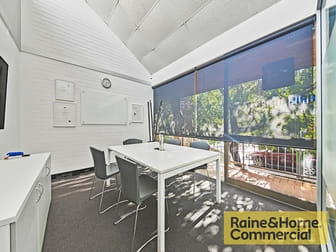 15/220 Boundary Street Spring Hill QLD 4000 - Image 3