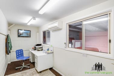 5/26 Huntington Street Clontarf QLD 4019 - Image 3