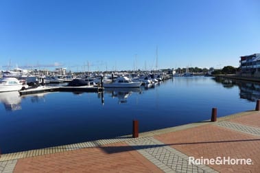 1/30 Spinnaker Quays Mandurah WA 6210 - Image 3
