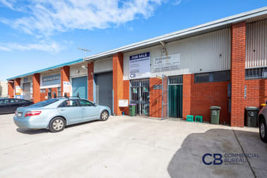 10/15-17 Slough Road Altona VIC 3018 - Image 2