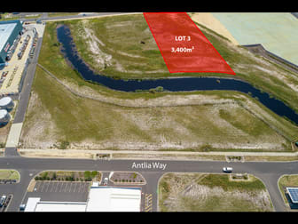 Click to view all images 10 Centaurus Avenue Australind WA 6233 - Image 3