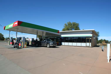 2-4 Dawson Highway Biloela QLD 4715 - Image 3