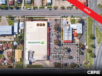 Woolworths Kerang 12-18 Nolan Street Kerang VIC 3579 - Image 2