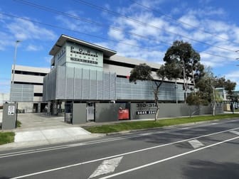 Unit 209/310 Lorimer St Port Melbourne VIC 3207 - Image 1