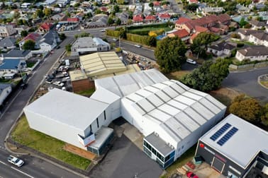Whole of property/17 Westbury Road South Launceston TAS 7249 - Image 3