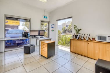 1/15 Hook Street Capalaba QLD 4157 - Image 2