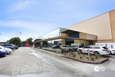 26 & 26A Ovata Drive Tullamarine VIC 3043 - Image 2