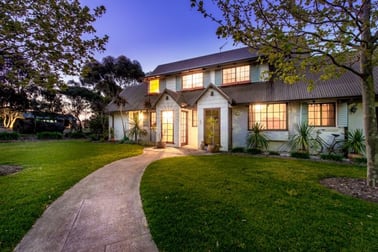 8 Canal Rocks Road Yallingup WA 6282 - Image 1