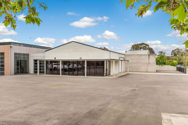 Click to view all images 197 High Street Bendigo VIC 3550 - Image 2