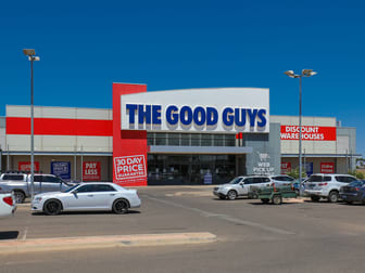 670-672 Fifteenth Street (Calder Hwy) Mildura VIC 3500 - Image 2