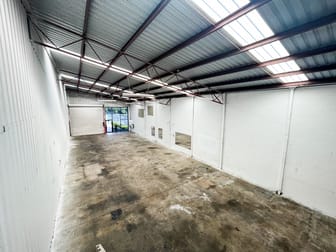 1/10 Smethurst Street Cranbourne VIC 3977 - Image 3