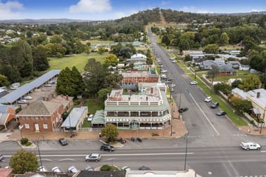 31 Bridge Street Uralla NSW 2358 - Image 2