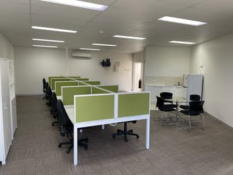 1/11 Creek Street Redcliffe QLD 4020 - Image 2