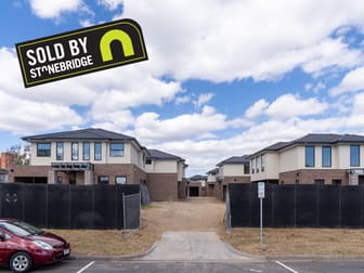 Click to view all images 7-8 Blanche Court Doncaster East VIC 3109 - Image 3