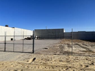 Click to view all images 127 Mulgul Road Malaga WA 6090 - Image 1