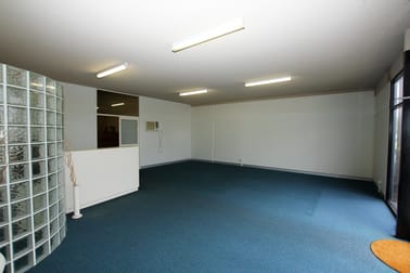 2/41 Holder Way Malaga WA 6090 - Image 3