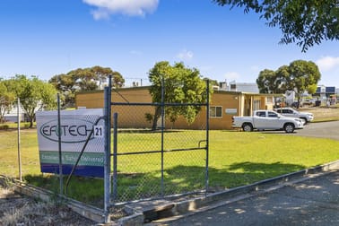 21 Heath Street Lonsdale SA 5160 - Image 2