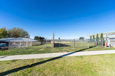 70 Molong Road Orange NSW 2800 - Image 2