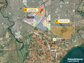 30 Crawfords Road Werribee South VIC 3030 - Image 2