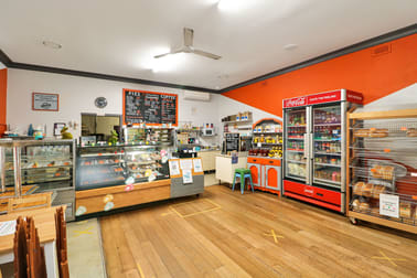 Click to view all images 121 Nicholson Street Orbost VIC 3888 - Image 2