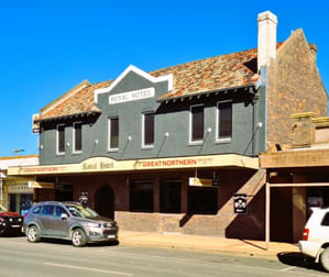 122 Bradley Street Guyra NSW 2365 - Image 1