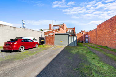296 & 296A Raymond Street Sale VIC 3850 - Image 3