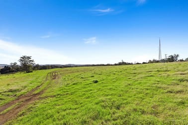 Lot 902/1-5 New England Highway Mount Kynoch QLD 4350 - Image 3