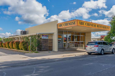 VACANT POSSESION SALE/19 Anakie St Emerald QLD 4720 - Image 1