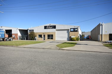 877 Ramsden Drive North Albury NSW 2640 - Image 2