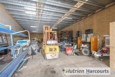 Click to view all images Fact 3/120 McDonalds Track Lang Lang VIC 3984 - Image 2