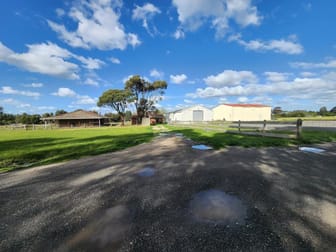 1355 Somerton Road Bulla VIC 3428 - Image 2