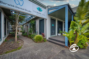 2/12 Langmore Lane Berwick VIC 3806 - Image 2
