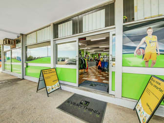 Click to view all images 53 Lord Street Gladstone QLD 4680 - Image 3