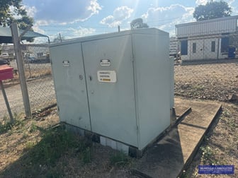 Click to view all images Gracemere QLD 4702 - Image 2