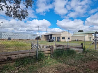 1 Calleen Street West Wyalong NSW 2671 - Image 2