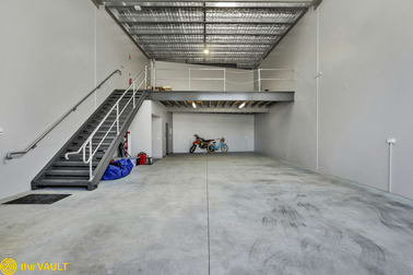 5/10 Logistics Place Arundel QLD 4214 - Image 1