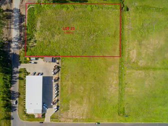 WHOLE OF PROPERTY/Lot 25 Foster Street Gracemere QLD 4702 - Image 1
